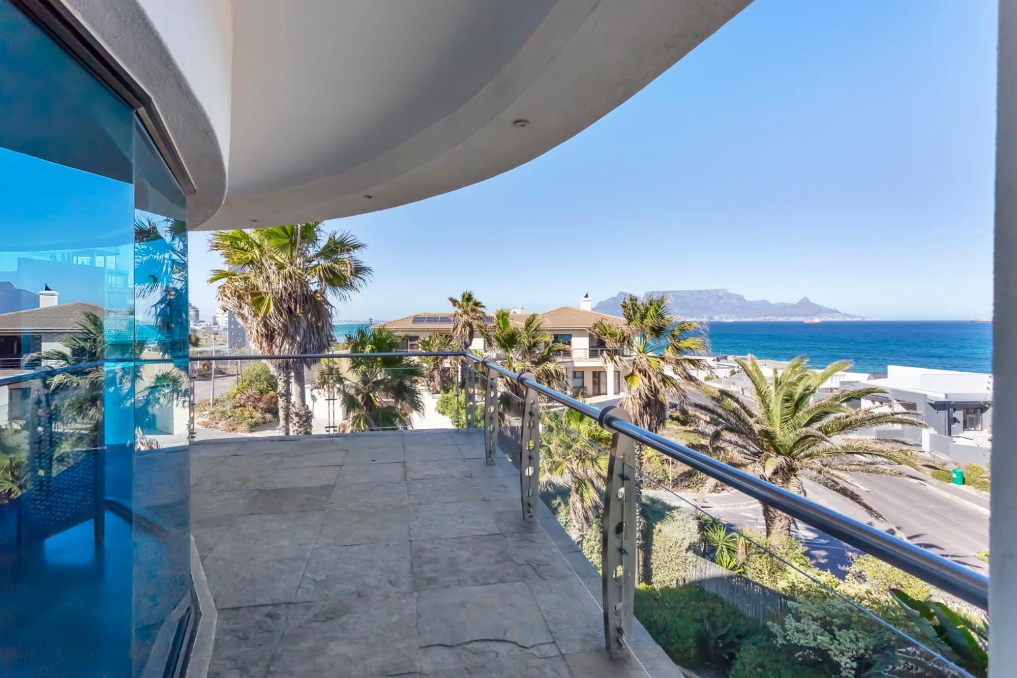 Villa Sir David Baird 22 Cape Town